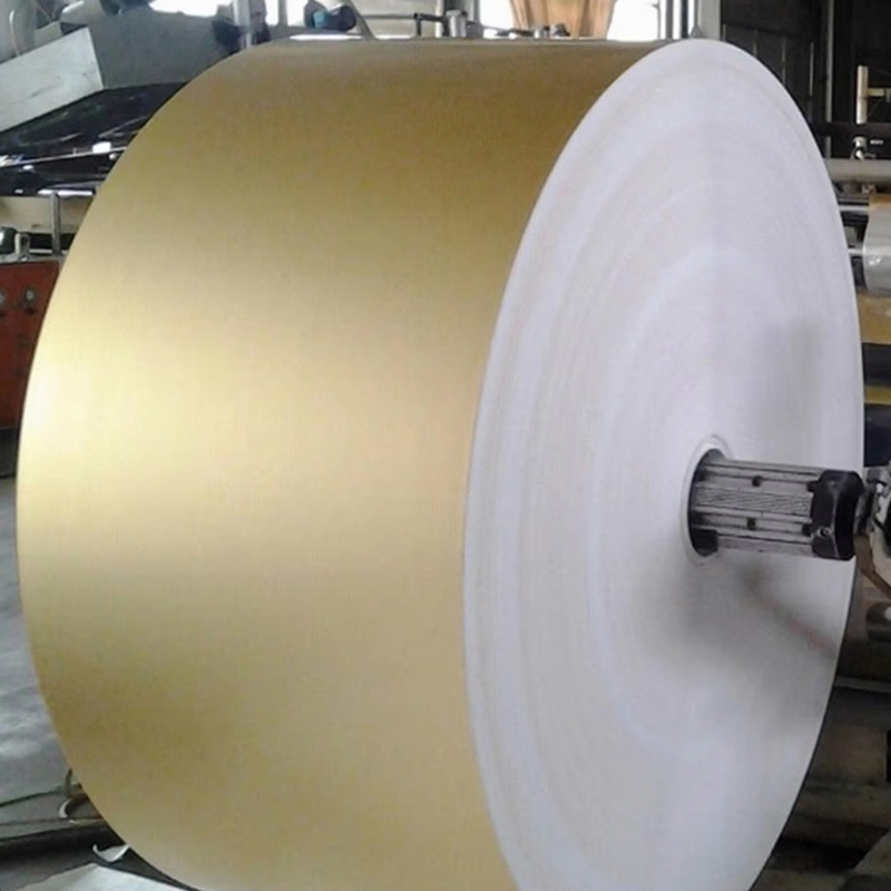Carton recouvert d'une feuille d'or