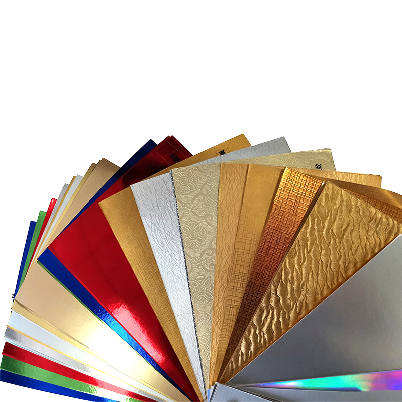 Papier cartonné argent brossé