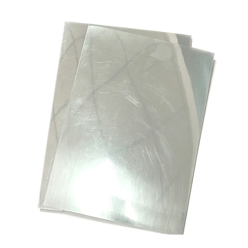Papier cartonné argent brossé